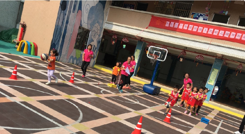 ���������׃��@